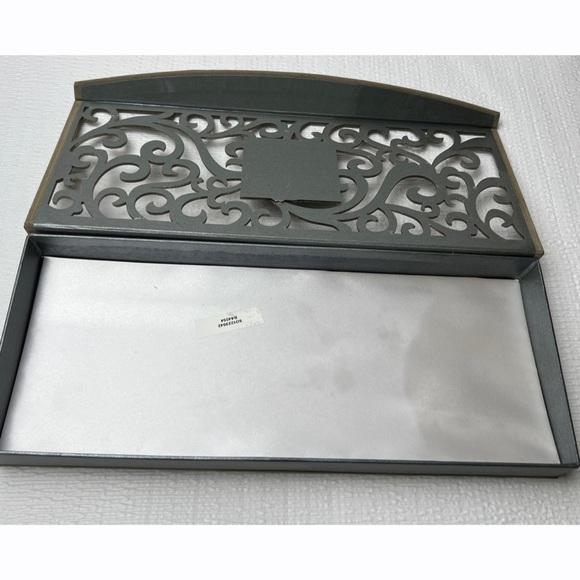 Blossom Veils & Accessories Bridal Pearl & Crystal Rhinestones Accent Belt - Picture 5 of 6